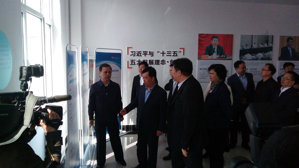 570c6521e8063.jpg 570c6521e8063.jpg